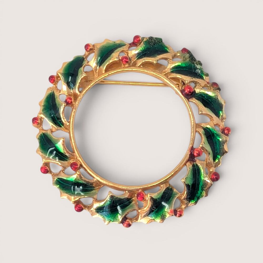 Vintage Gold Tone Enamel Holly Wreath Brooch
